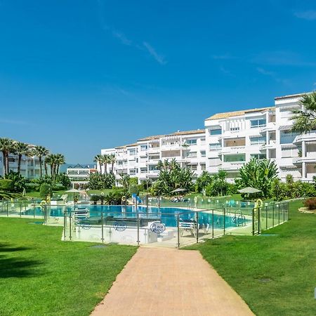 Puerto Banus Finest 2-Bdrm Apt - 50 Metres To Beach Марбелья Екстер'єр фото