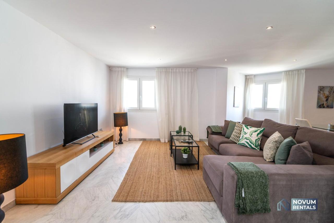 Puerto Banus Finest 2-Bdrm Apt - 50 Metres To Beach Марбелья Екстер'єр фото