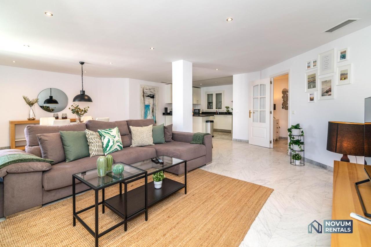 Puerto Banus Finest 2-Bdrm Apt - 50 Metres To Beach Марбелья Екстер'єр фото