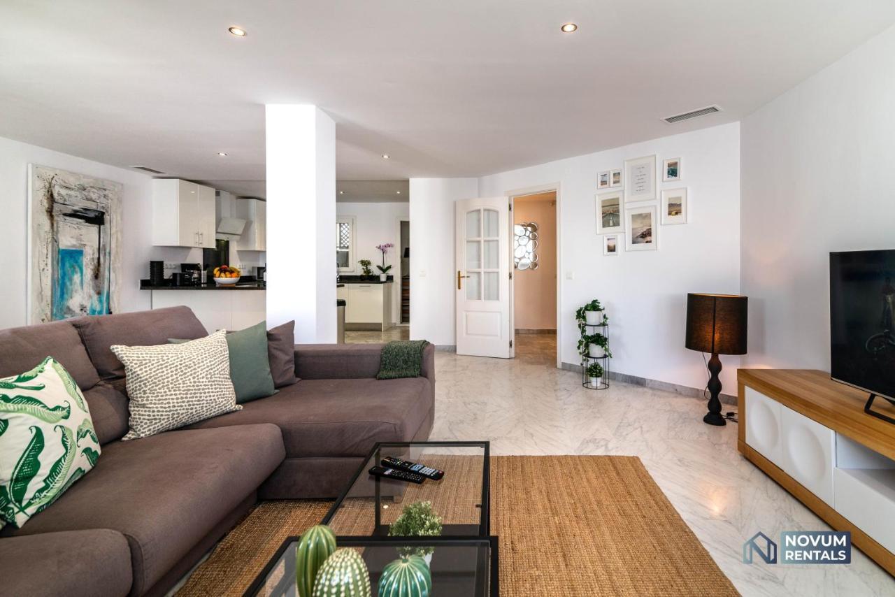Puerto Banus Finest 2-Bdrm Apt - 50 Metres To Beach Марбелья Екстер'єр фото